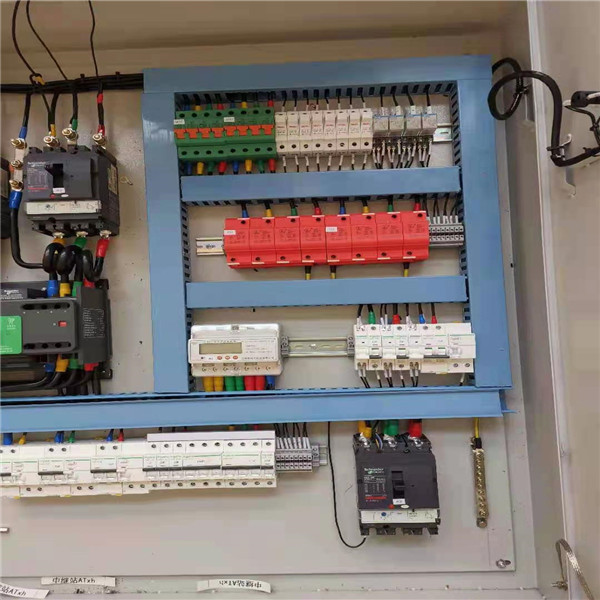 電源浪涌保護 器