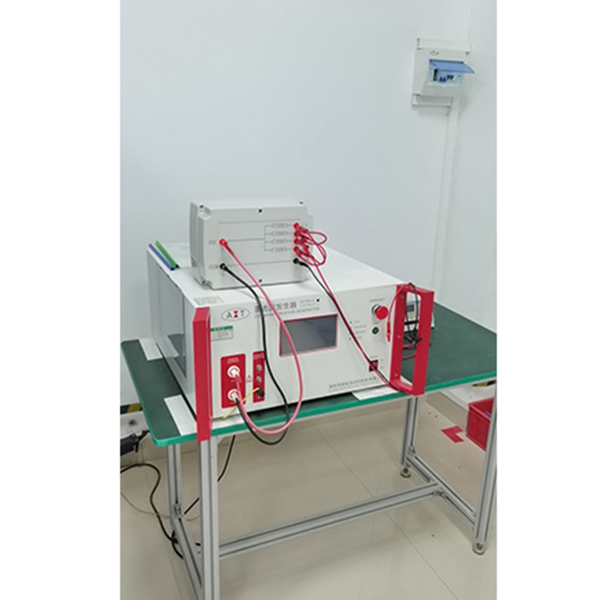 視頻監(jiān)控系 統(tǒng)