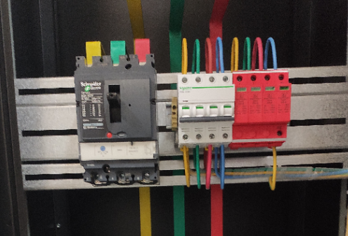 低壓浪涌保護(hù)器