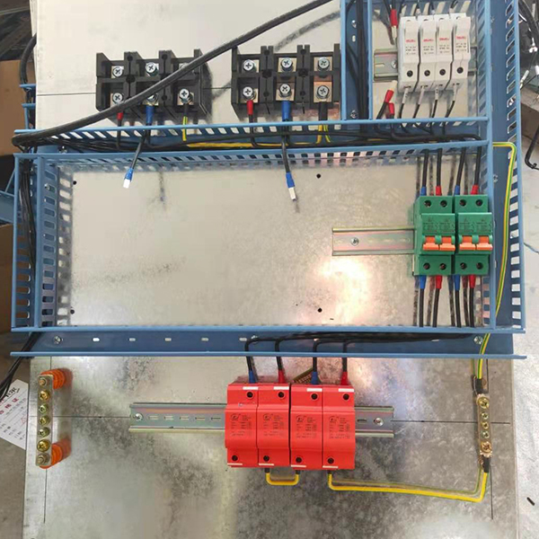 防雷電涌保護(hù) 器