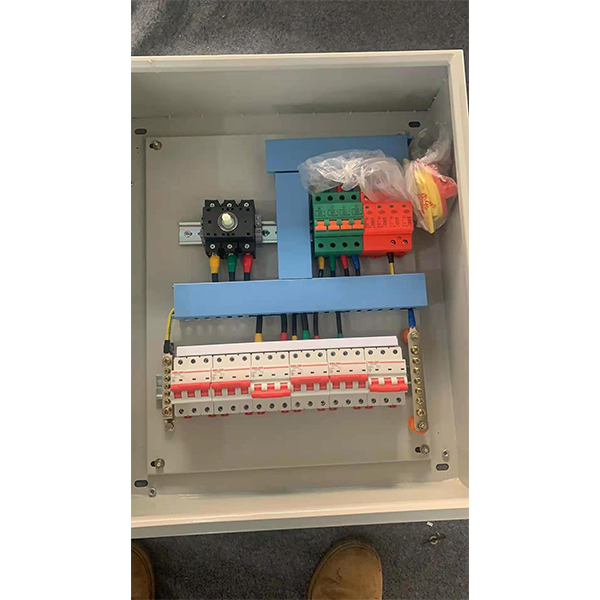 浪涌保護(hù) 器